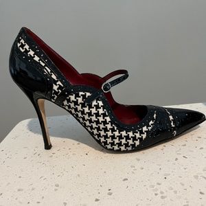 Manolo Blahnik Mary Jane  Houndstooth Pump